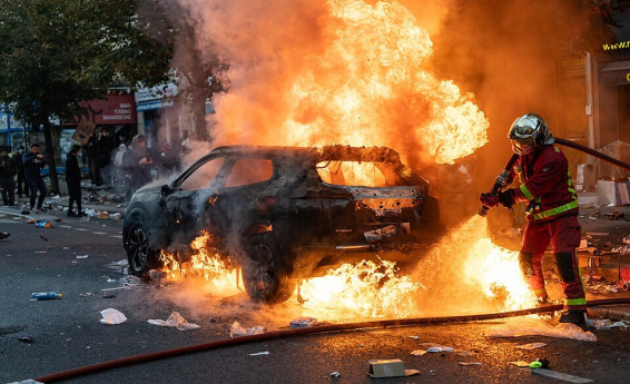 Macron Heads to Marseille as France Grapples with Protest Violence and Political Tensions
