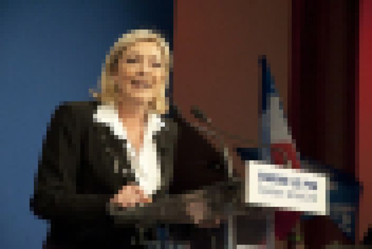 Le Pen seeks to reassure French business leaders as election debate opens