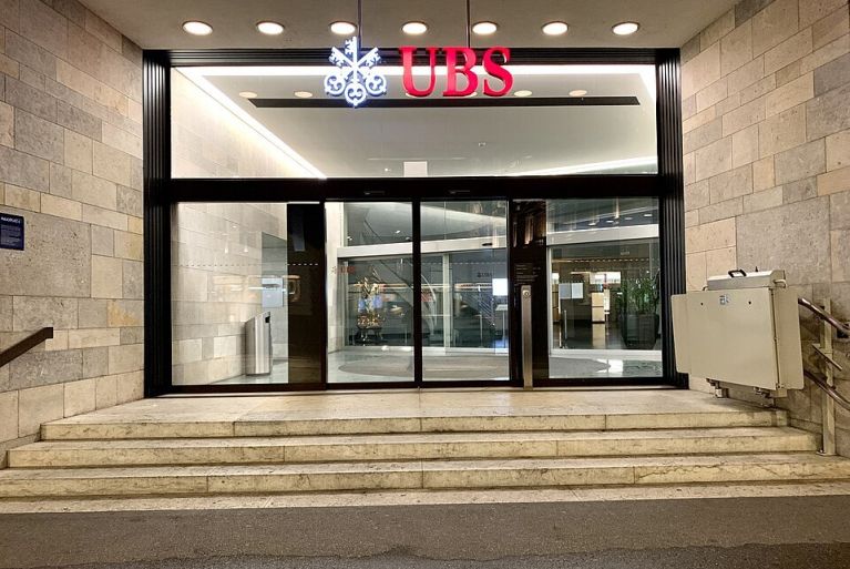 Up to 12,000 Swiss jobs at risk if UBS moves abroad amid capital rules dispute
