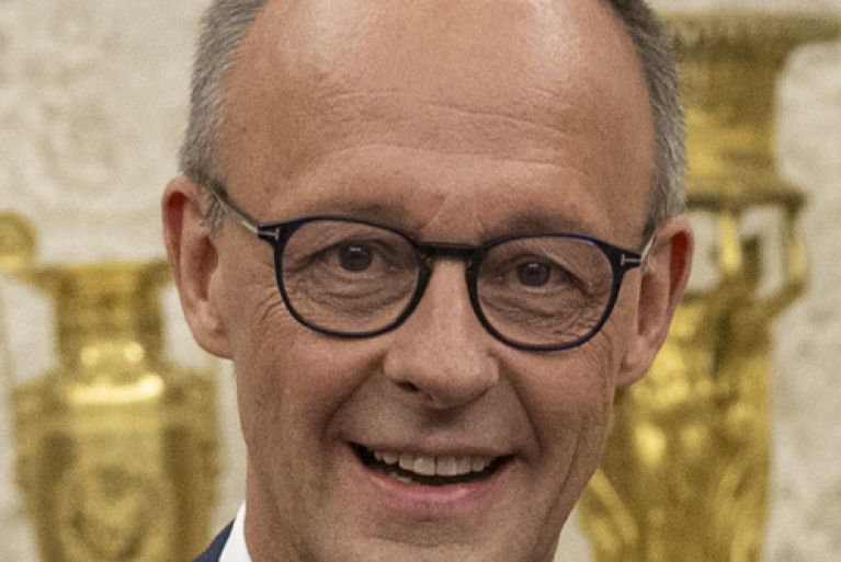 Merz urges conservative unity as political pressure mounts on German government