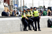 Israeli football fans targeted by "boys on scooters" in Amsterdam