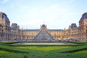Louvre closes major gallery over structural concerns amid ongoing security scrutiny   